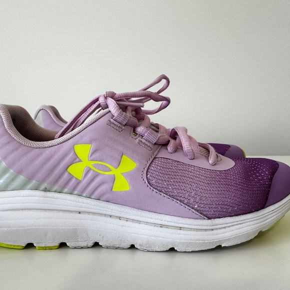 Kids Under Armour Purple running shoes - size 4Y - Picture 5 of 10